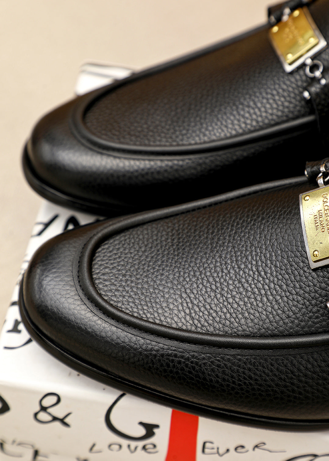 Dolce & Gabbana DG Men's Italian Calfskin Dress Shoes