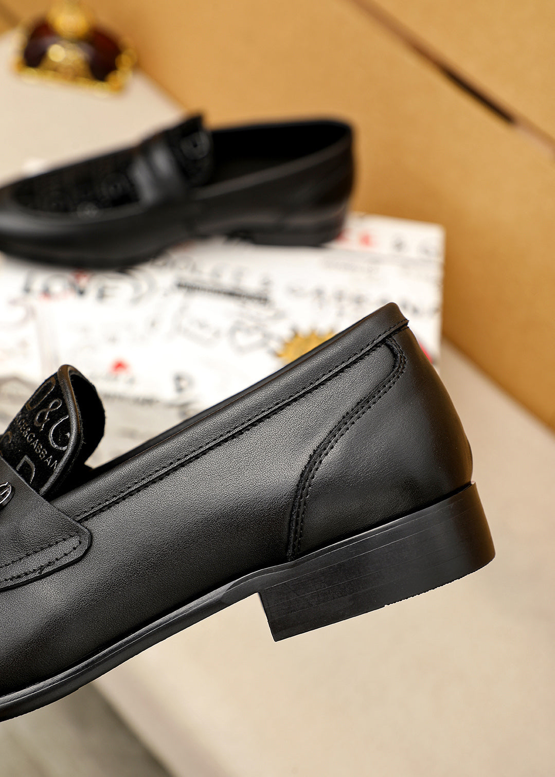 Dolce & Gabbana DG Men's Italian Calfskin Dress Shoes