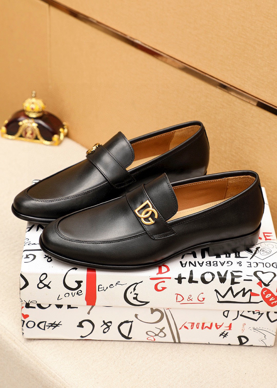 Dolce & Gabbana DG Men's Italian Calfskin Dress Shoes