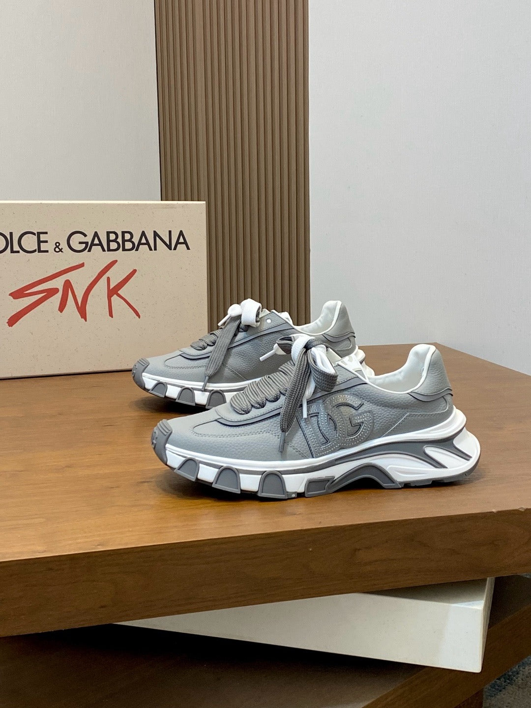 Dolce & Gabbana DG Couple's Oxford & Lace Sneakers