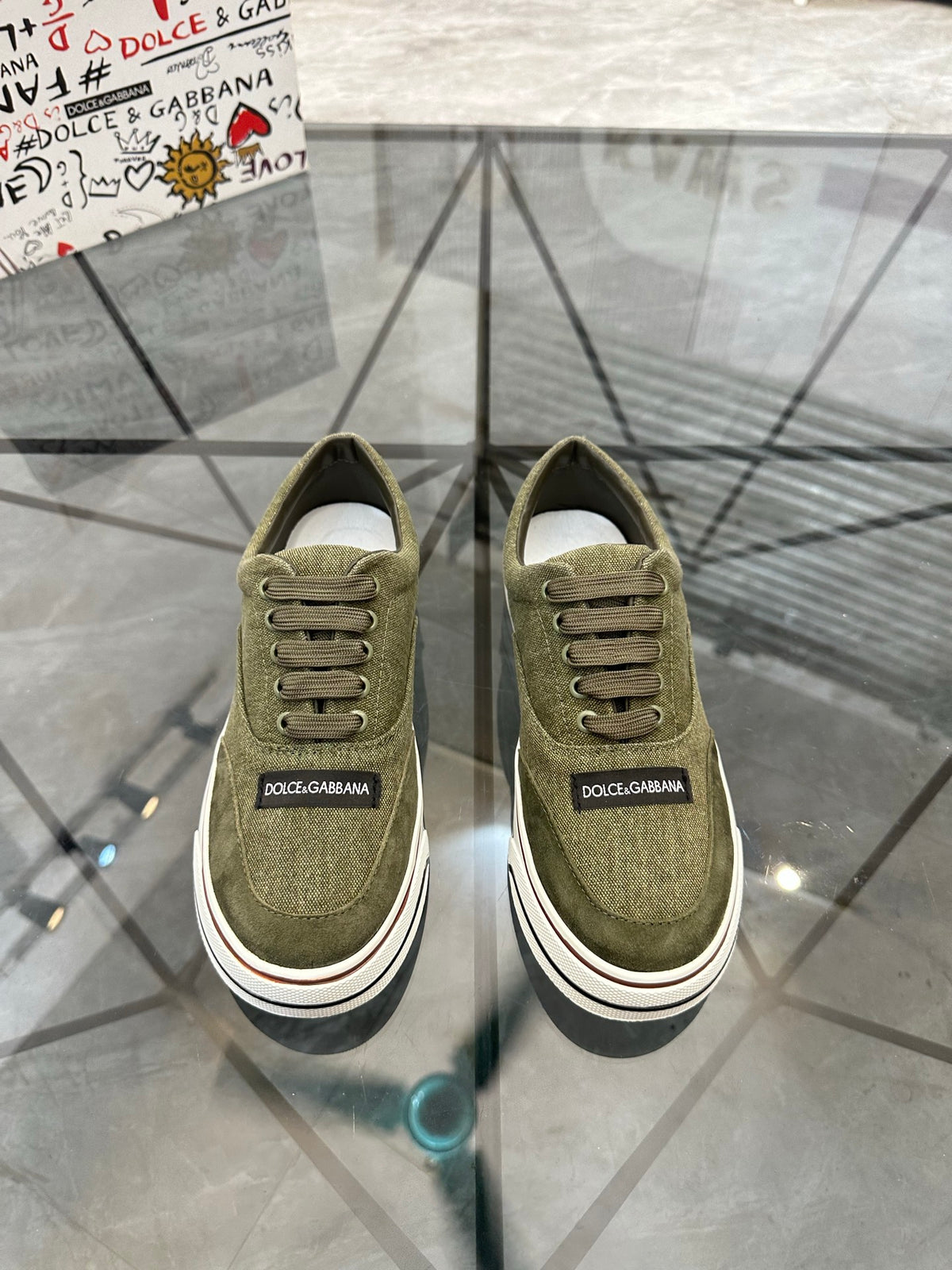 Dolce & Gabbana DG Low-Top Casual Shoes