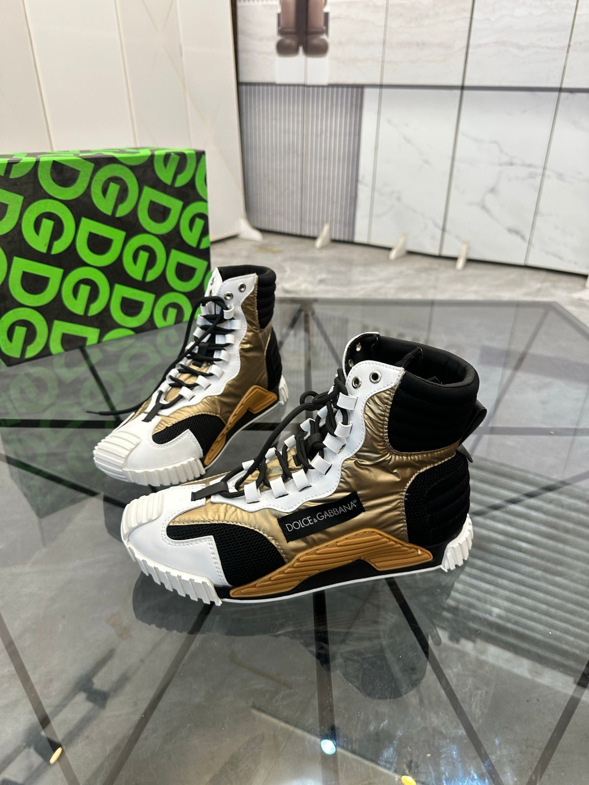 Dolce & Gabbana DG High-Top Casual Sneakers