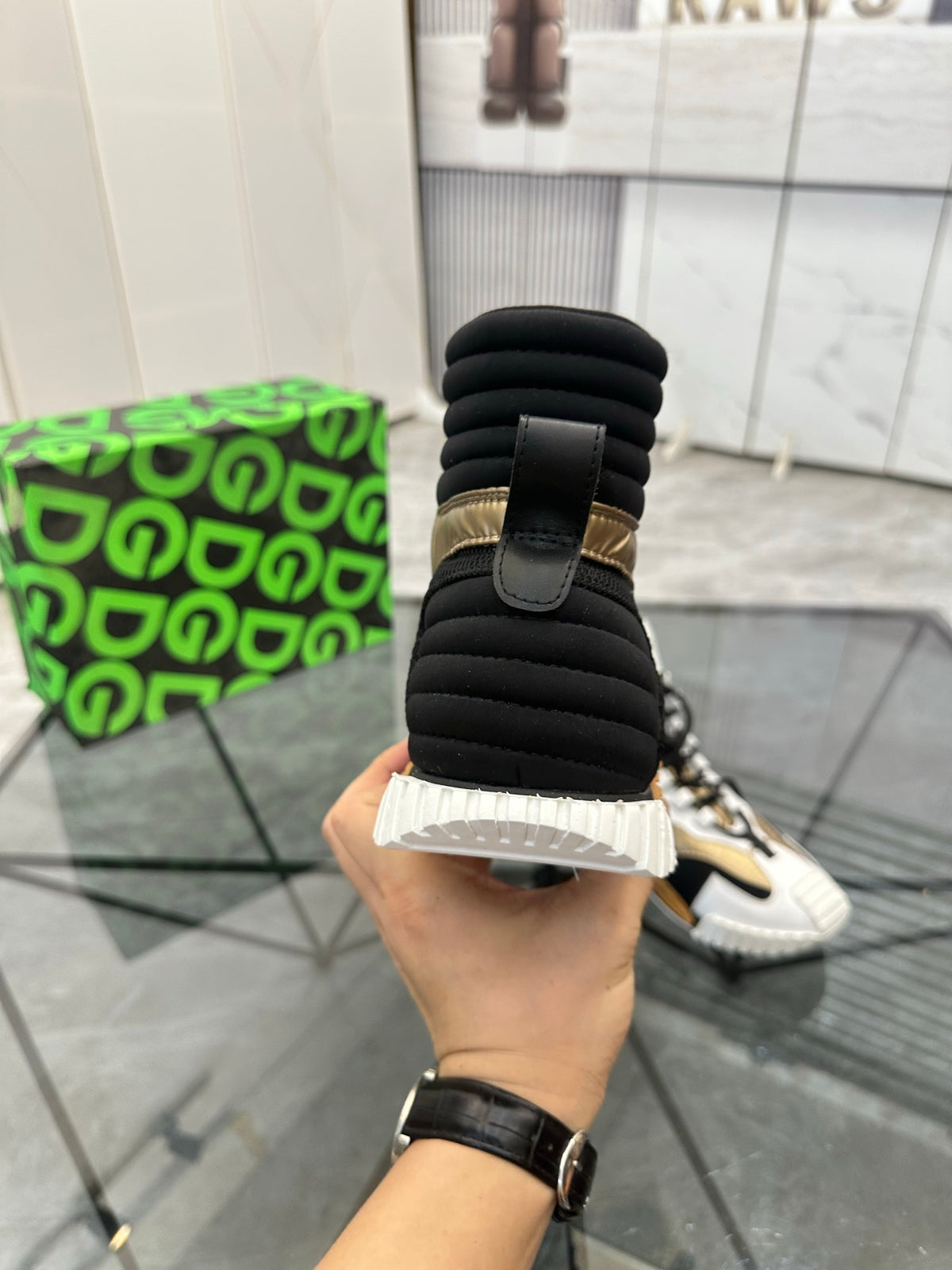 Dolce & Gabbana DG High-Top Casual Sneakers
