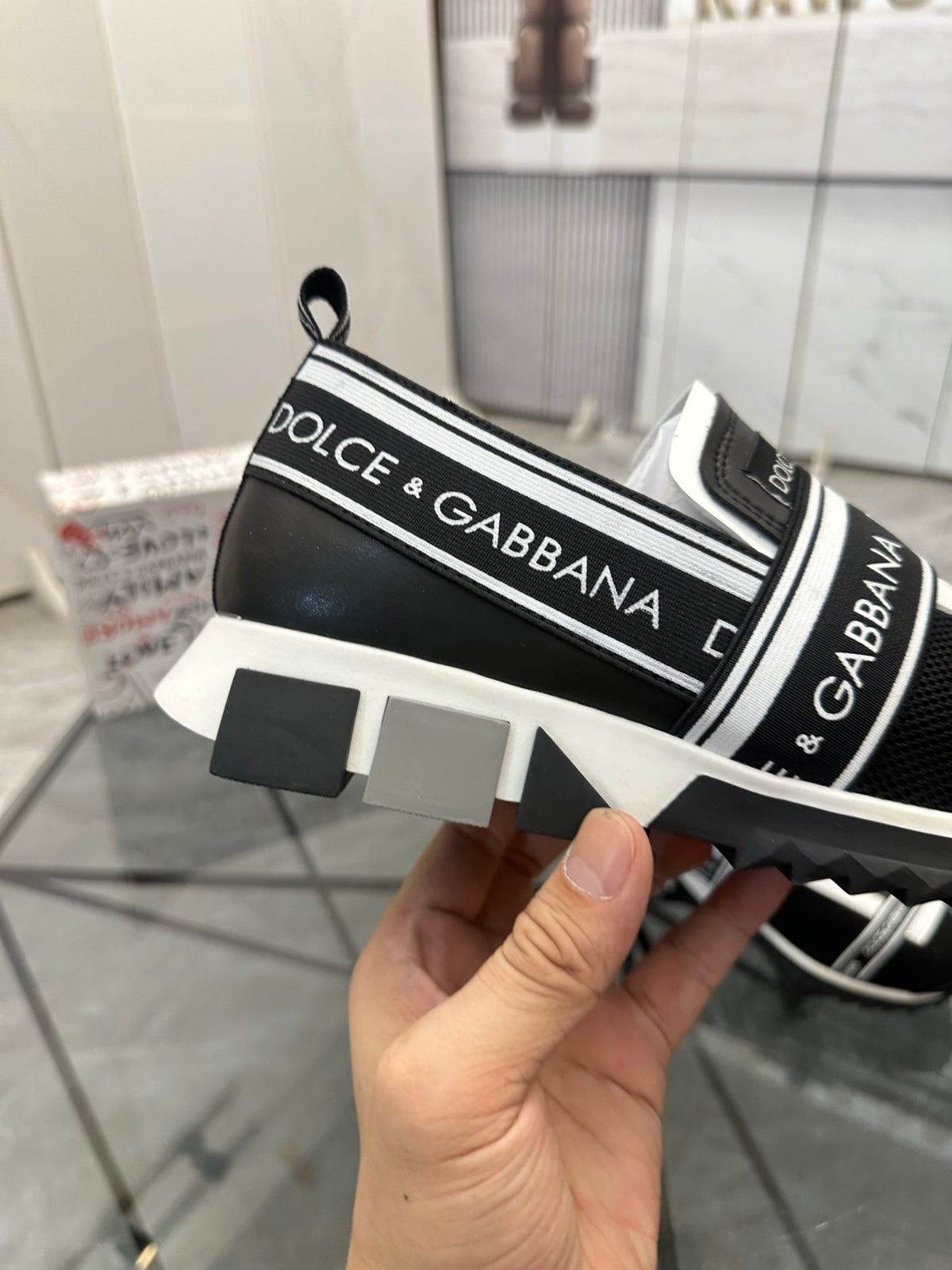 Dolce & Gabbana DG Low-Top Casual Shoes
