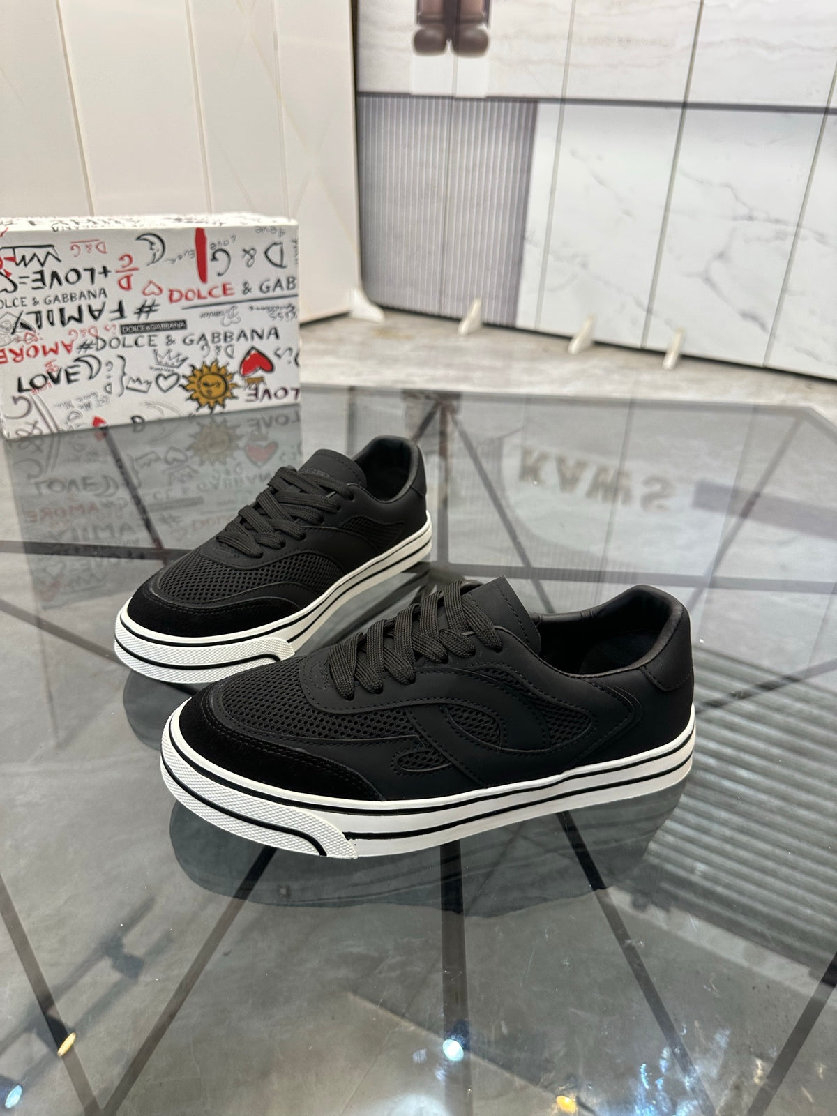 Dolce & Gabbana DG Low-Top Casual Shoes