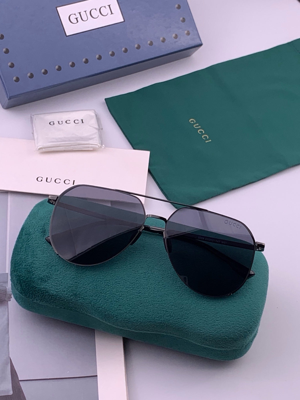 nylon sun Sunglasses for men - alternate angle view 6