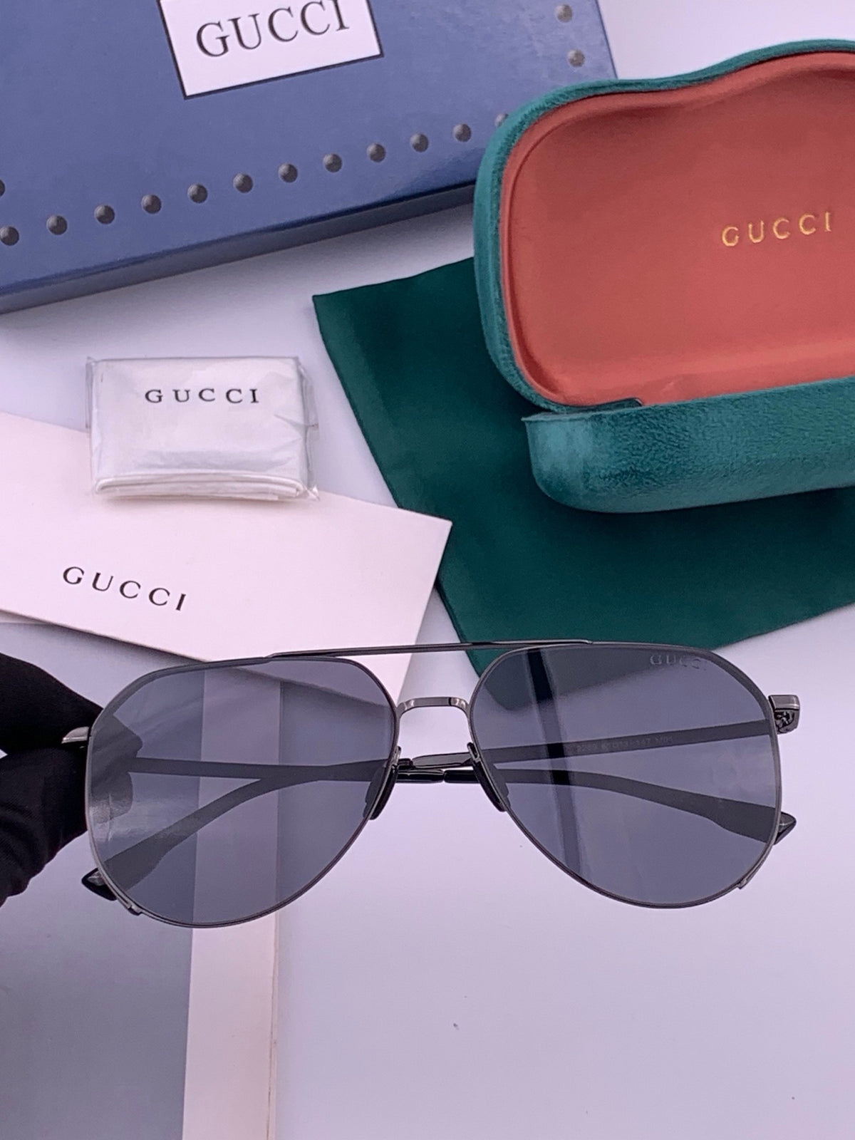 nylon sun Sunglasses for men - product detail view