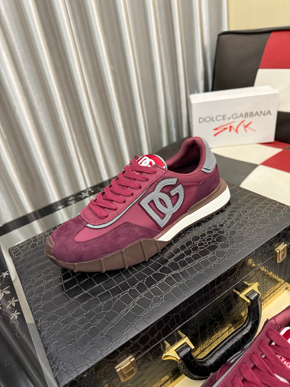 Dolce & Gabbana DG Silk Calfskin & Nubuck Casual Sneakers