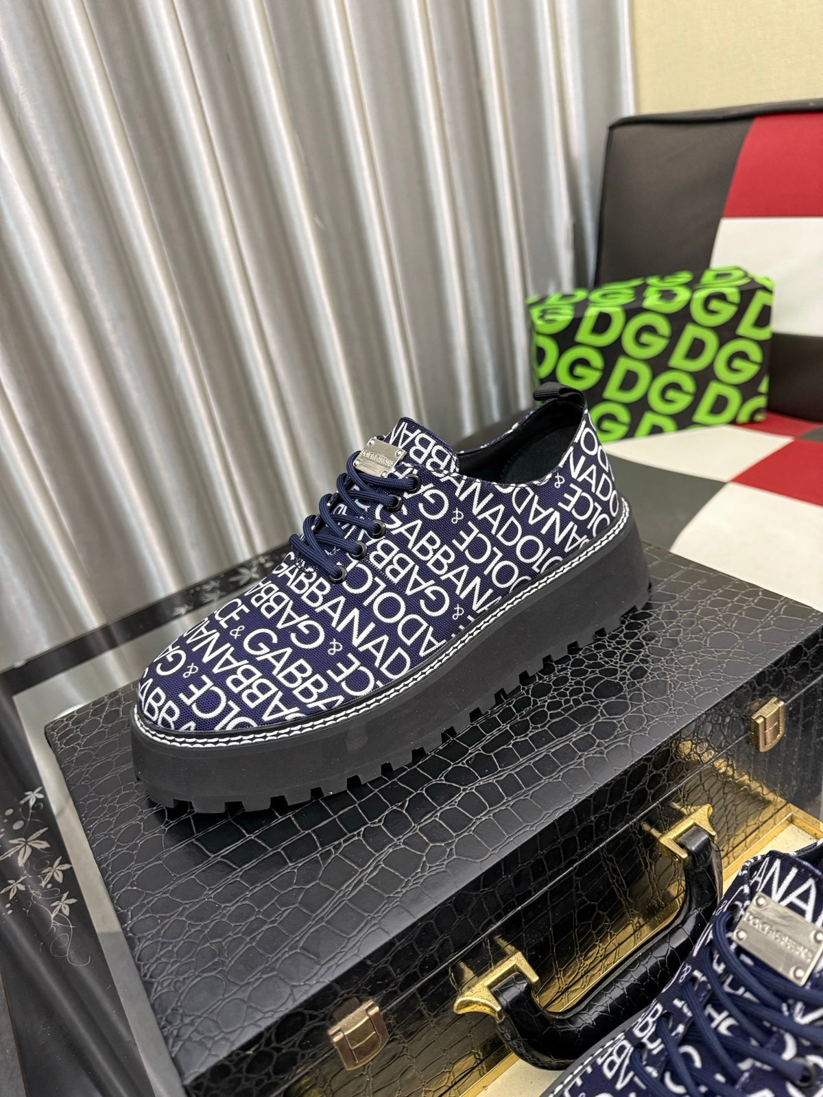 Dolce & Gabbana DG Silk Calfskin & Nubuck Casual Sneakers