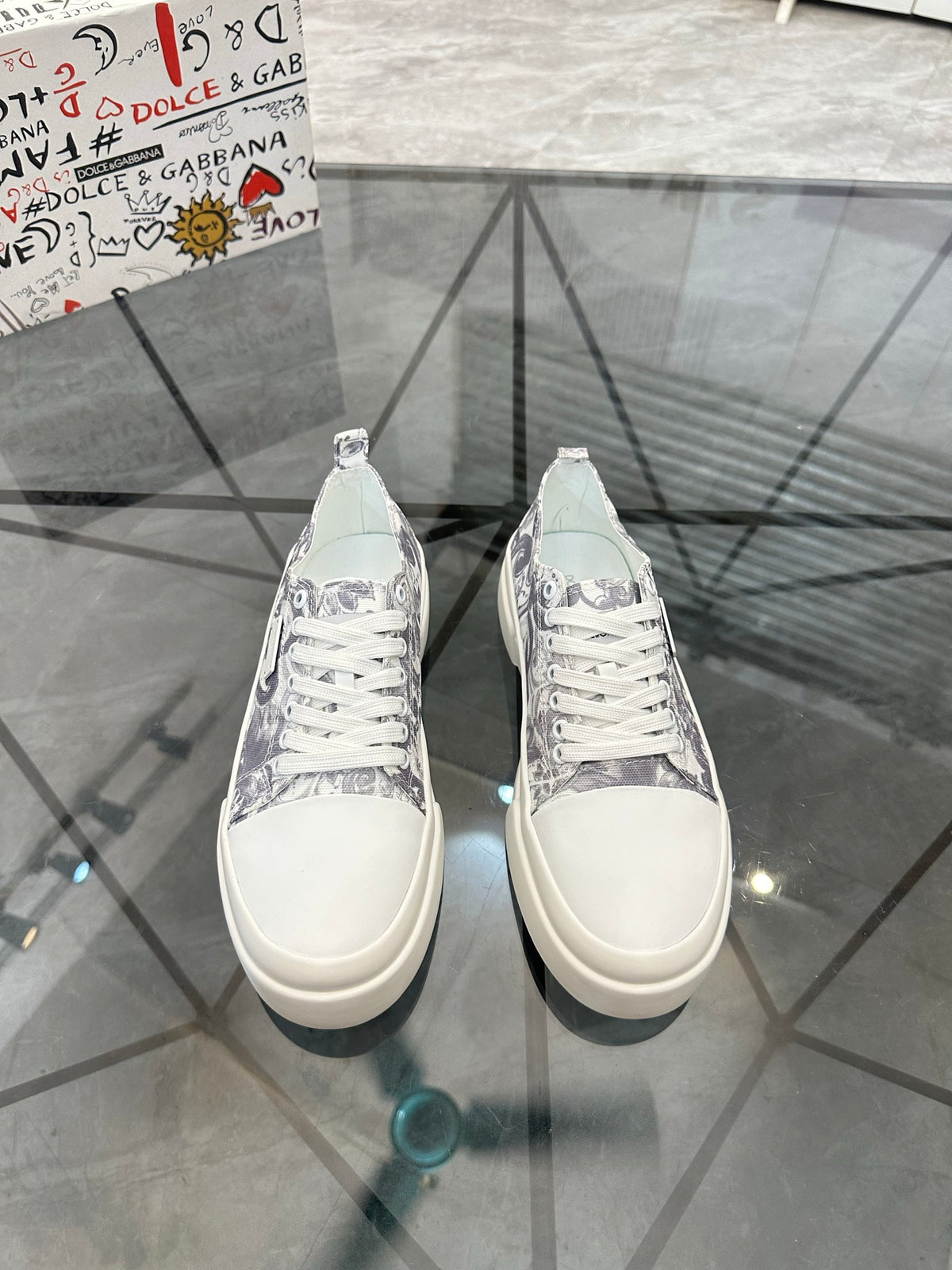 Dolce & Gabbana DG Low-Top Casual Shoes