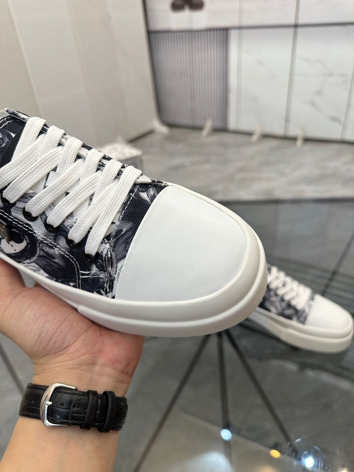 Dolce & Gabbana DG Low-Top Casual Shoes