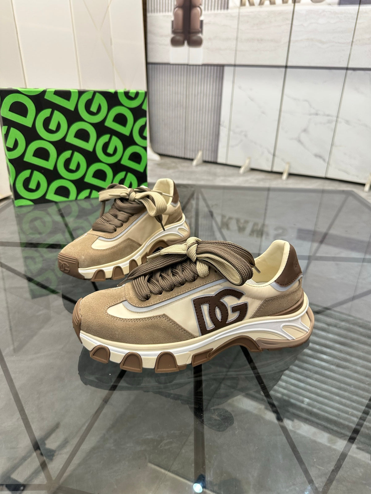 Dolce & Gabbana DG Low-Top Casual Shoes