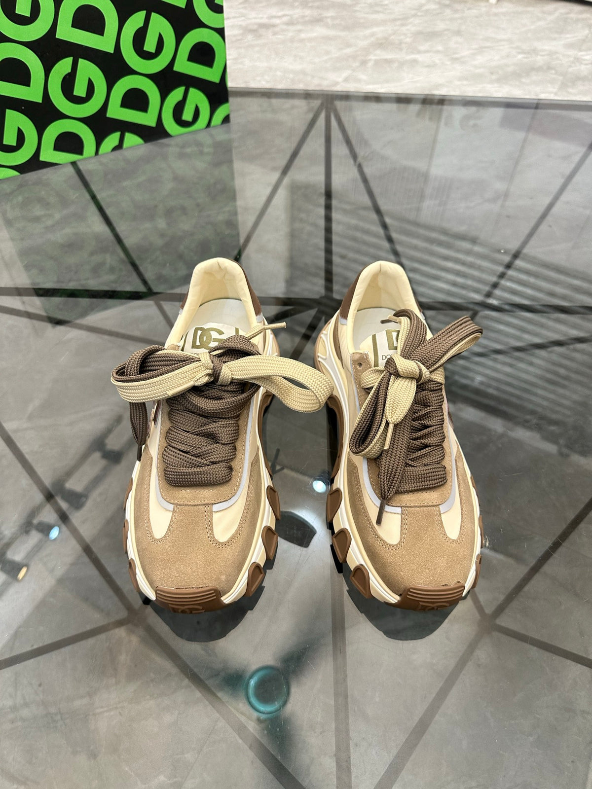 Dolce & Gabbana DG Low-Top Casual Shoes