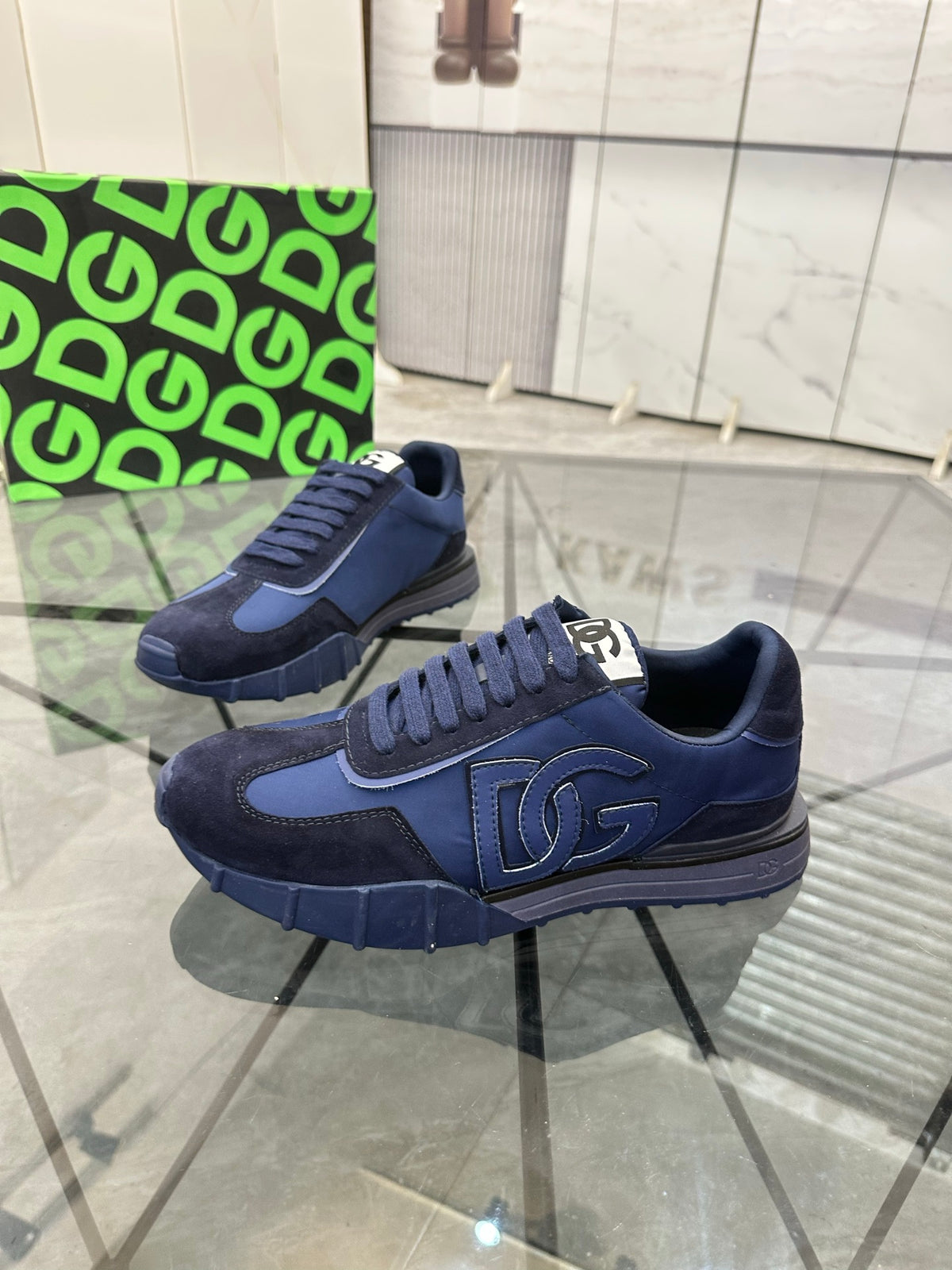 Dolce & Gabbana DG Low-Top Casual Shoes