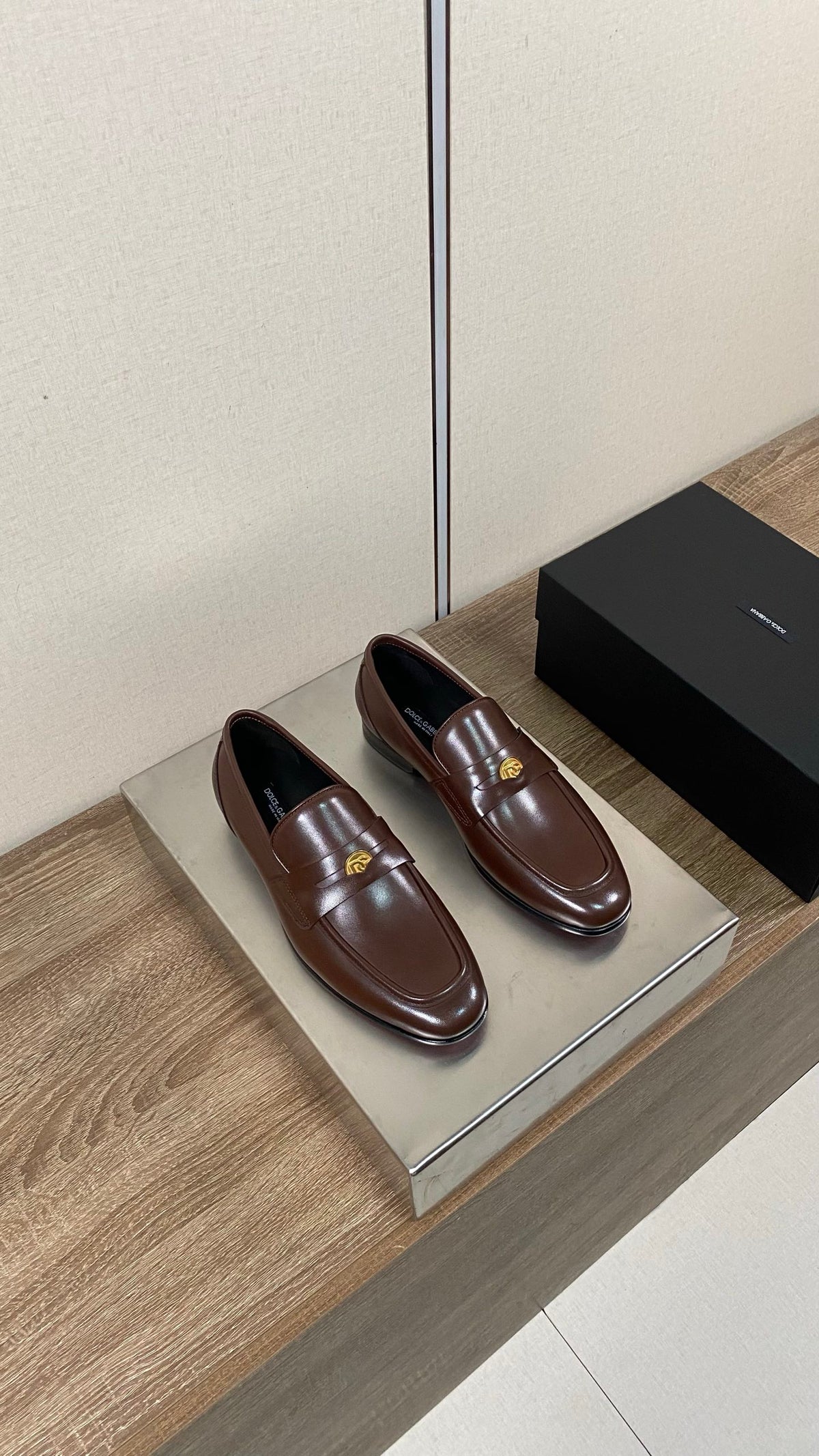 Dolce & Gabbana DG Men's Moccasin Loafers with Metal Horsebit