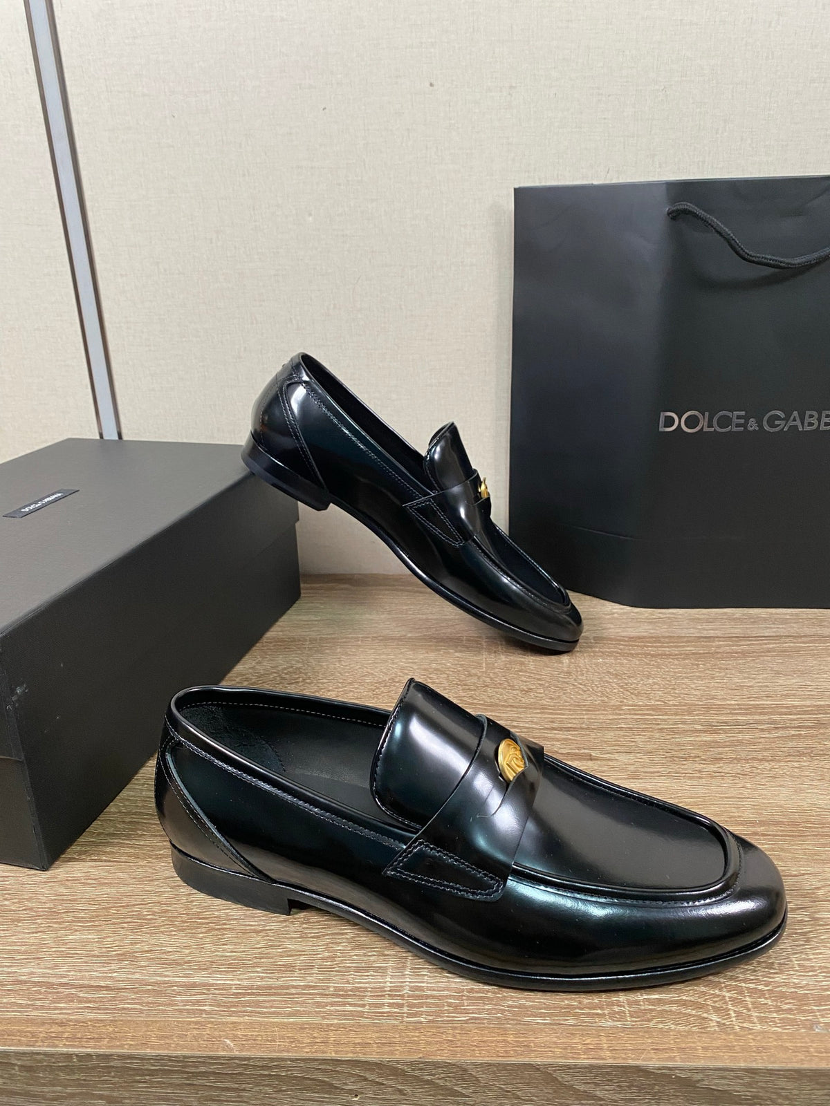 Dolce & Gabbana DG Men's Moccasin Loafers with Metal Horsebit