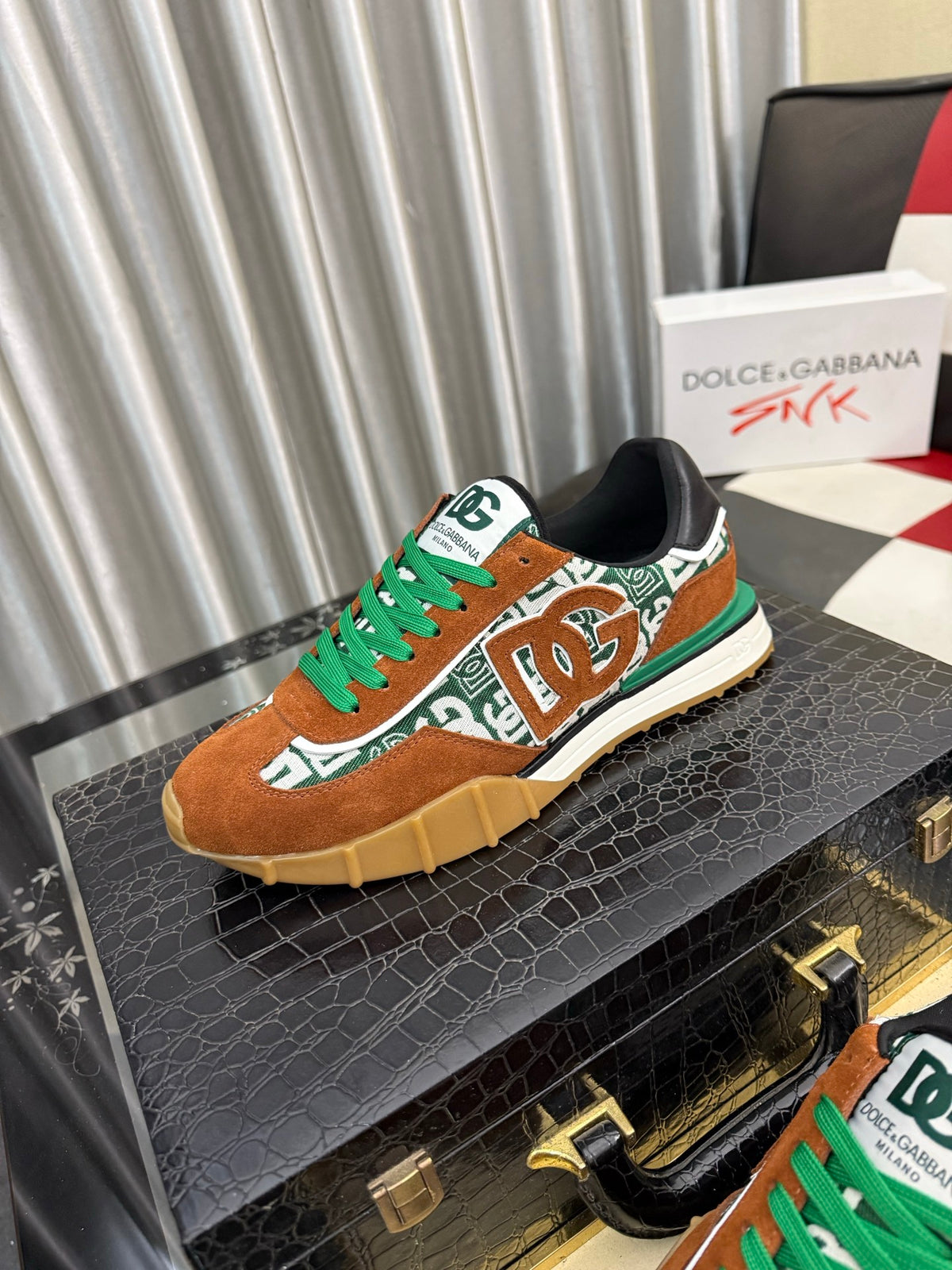 Dolce & Gabbana DG Men's Casual Shoes in Imported Calfskin