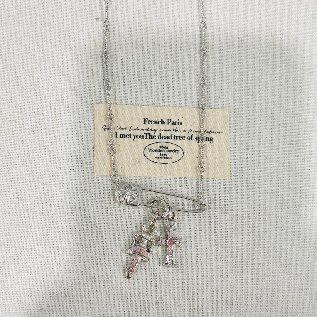 fashion accessory for women - alternate angle view 4