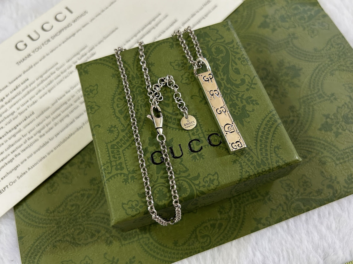 skull Necklace for women - alternate angle view 8